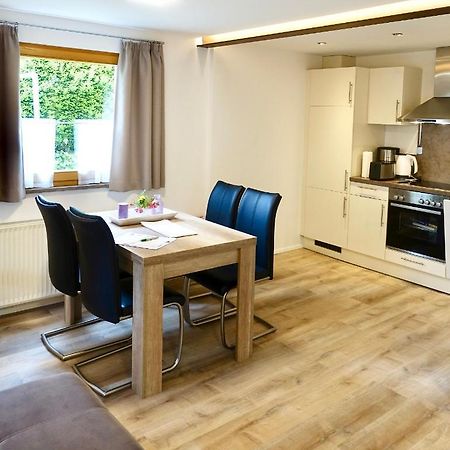 Ferienwohnung #4 Mit Terrasse In Zentraler Dennoch Ruhiger Lage - Stadtbus Vor Der Tuer! Lindau  Dış mekan fotoğraf